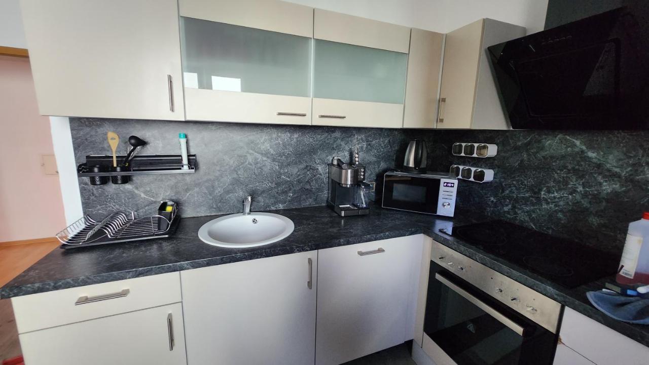 Hemma 4 U , 3 Apartment *