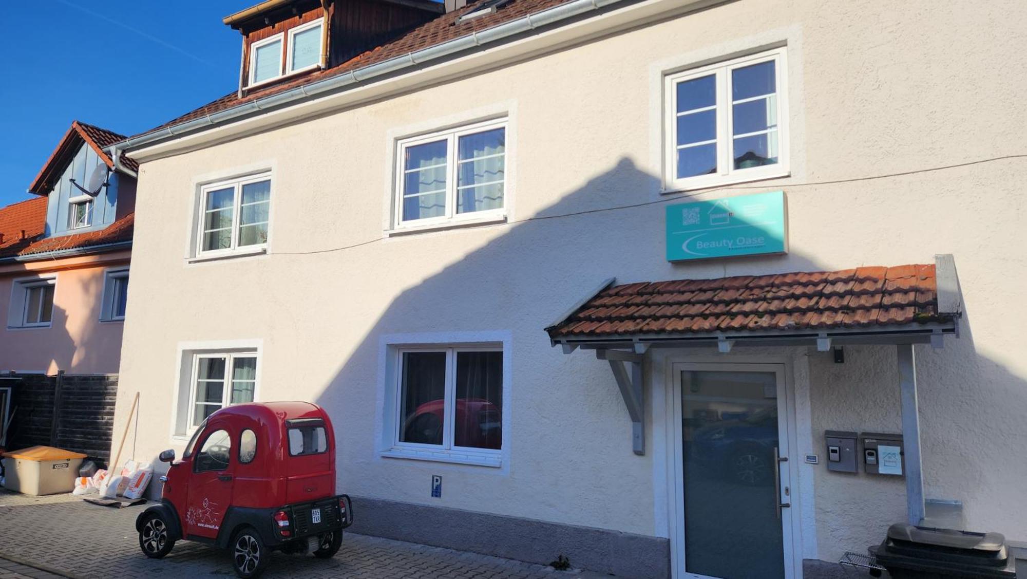 Hemma 4 U , 3 Apartment